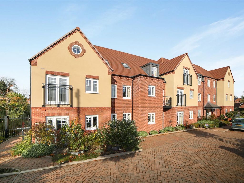 1 bed flat for sale in Lock Court, Copthorne Road, Shrewsbury, Shropshire SY3, £170,000