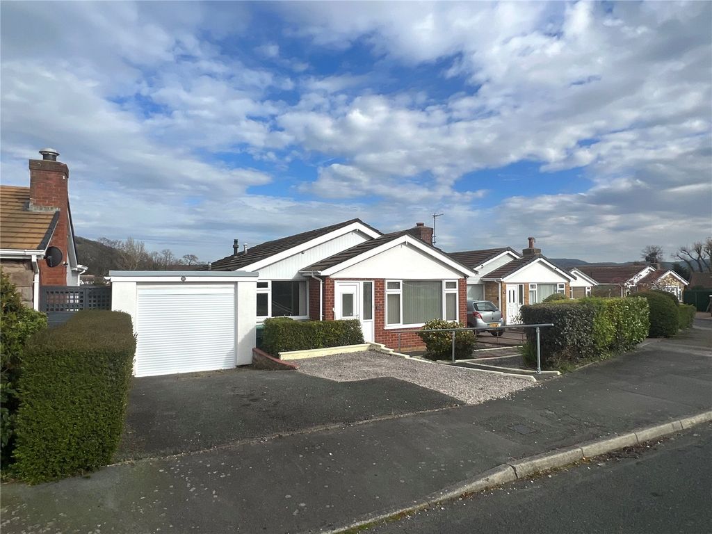 2 bed bungalow for sale in Tir Estyn, Deganwy, Conwy LL31, £230,000