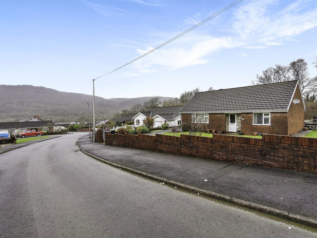 3 bed detached bungalow for sale in Heol Las Fawr, Crynant, Neath SA10, £270,000