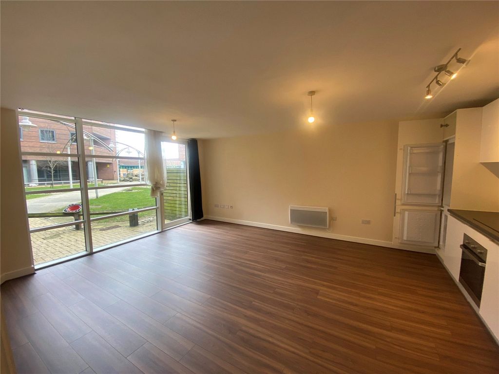 1 bed flat for sale in Landmark, Waterfront West, Brierley Hill DY5, £85,000