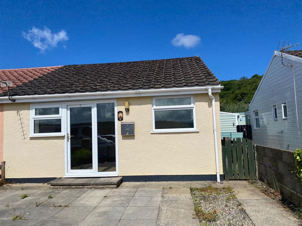 2 bed semi-detached bungalow for sale in Seaview Crescent, Goodwick SA64, £124,950