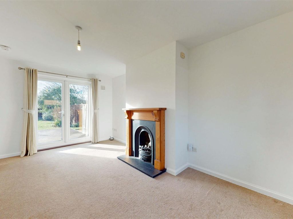 3 bed terraced house for sale in Rutland Road, Stamford PE9, £250,000