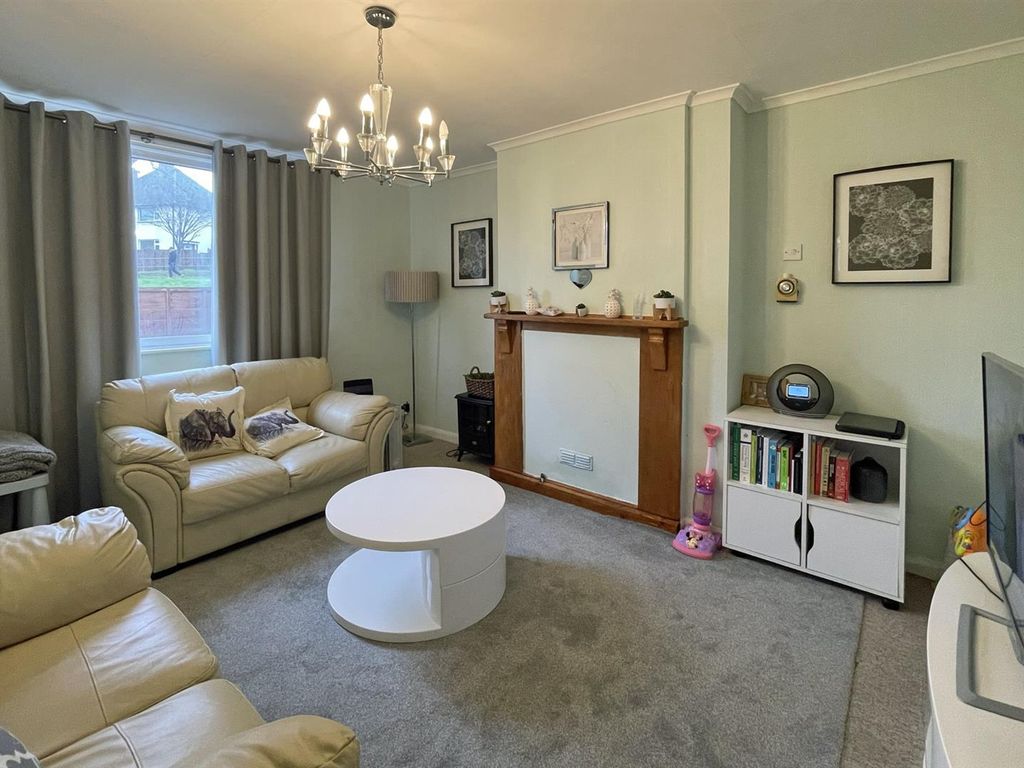 2 bed terraced house for sale in Northumberland Avenue, Stamford PE9, £189,950