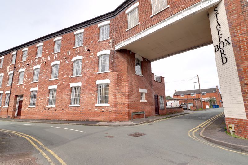 1 bed flat for sale in Stafford Box, Wogan Street, Stafford ST16, £145,000