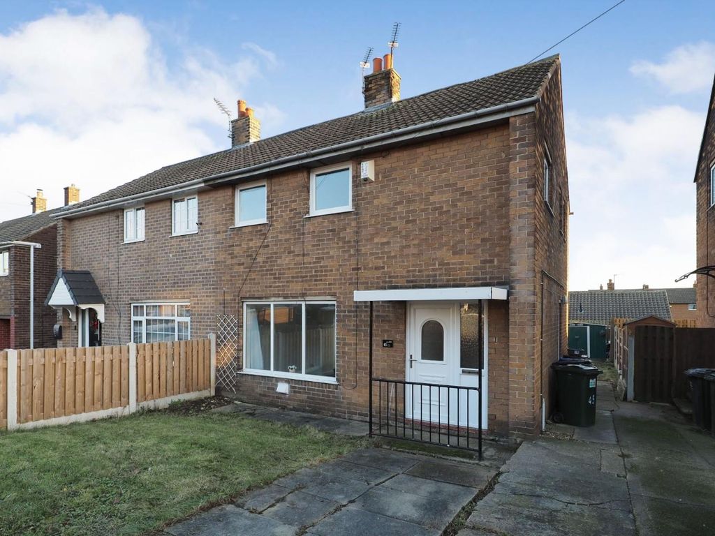 3 bed semi-detached house for sale in Lytham Avenue, Barnsley S71, £120,000