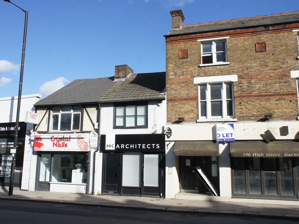 Retail premises for sale in High Street, Barnet EN5, £475,000