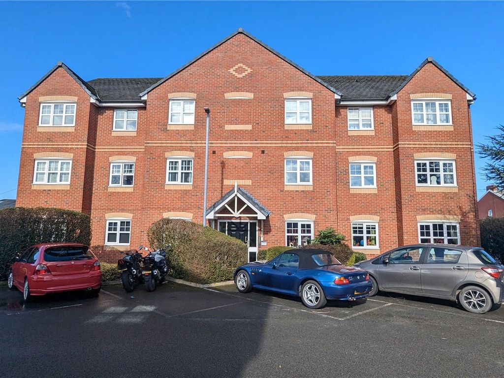 2 bed flat for sale in Palatine Street, Denton, Manchester, Greater Manchester M34, £125,000