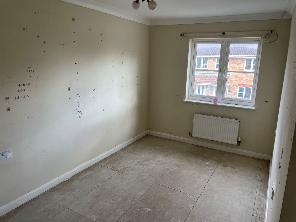 3 bed semi-detached house for sale in Simpson Close, Chapel St. Leonards, Skegness PE24, £60,000