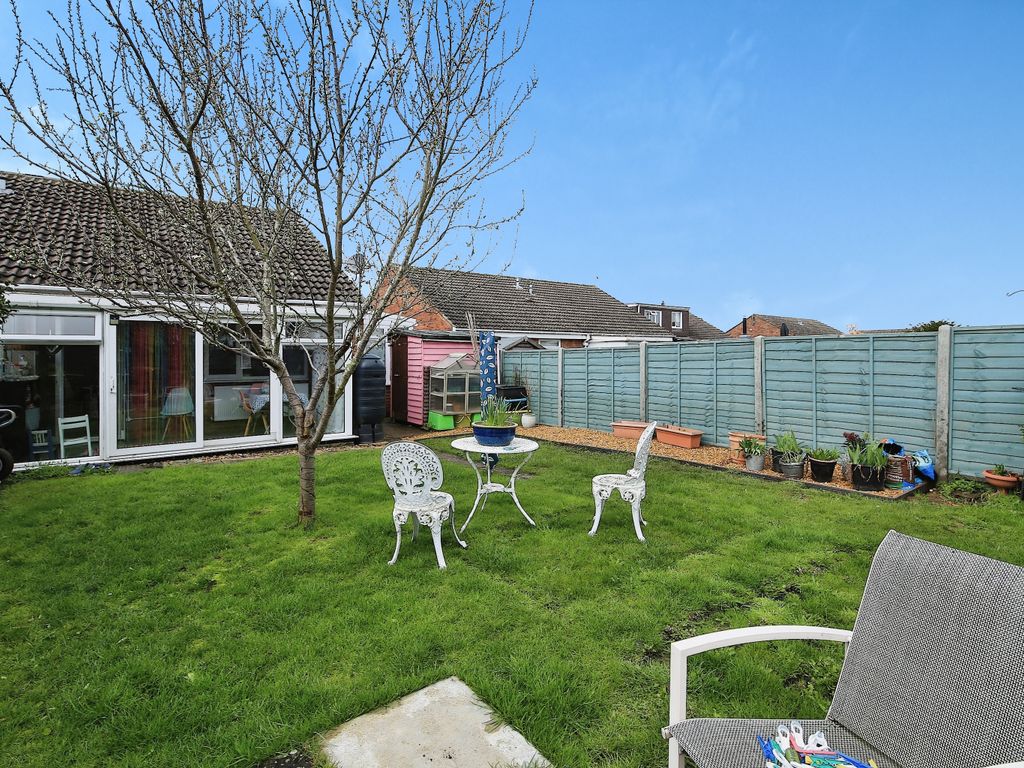 2 bed semi-detached bungalow for sale in Churchill Road, Stamford PE9, £250,000