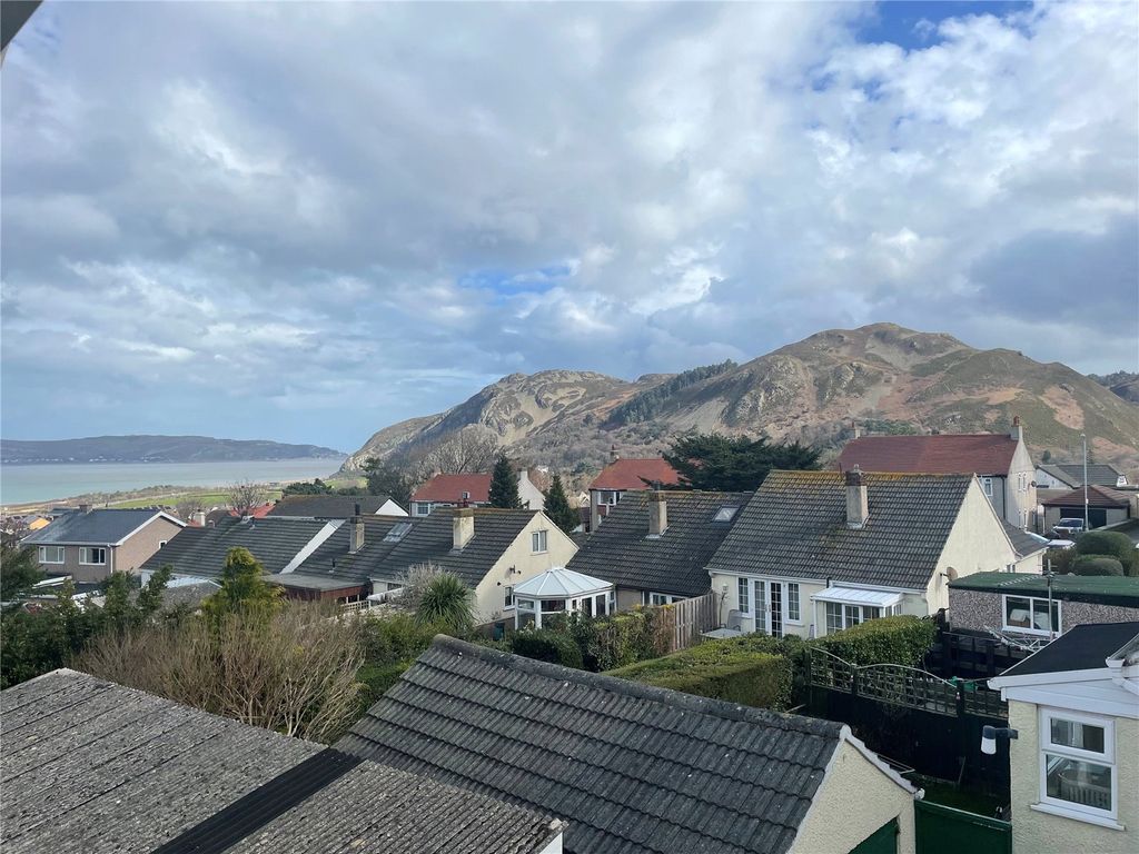 4 bed semi-detached house for sale in Conwy Old Road, Dwygyfylchi, Penmaenmawr, Conwy Old Road LL34, £290,000