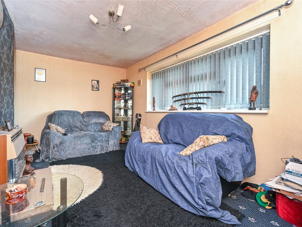 1 bed maisonette for sale in Rough Hills Road, Parkfields, Wolverhampton, West Midlands WV2, £50,000