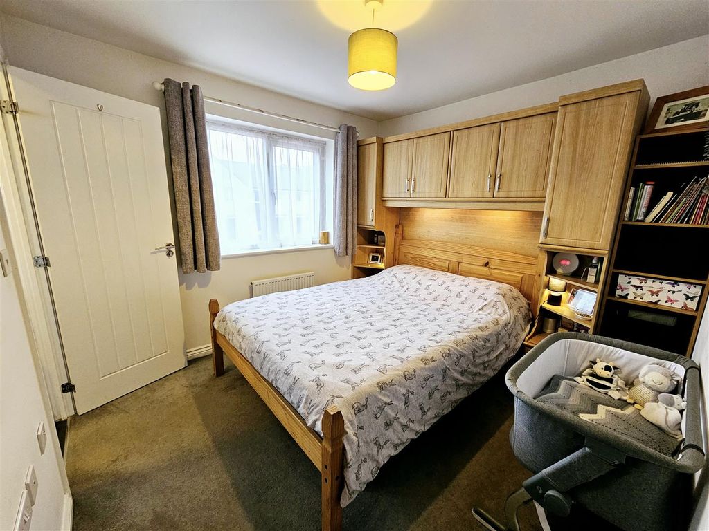 3 bed property for sale in Long Field Road, Launceston PL15, £245,000