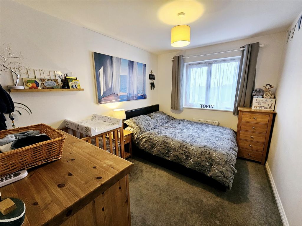 3 bed property for sale in Long Field Road, Launceston PL15, £245,000