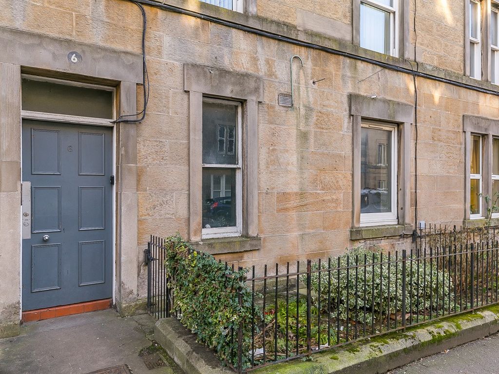 1 bed flat for sale in Downfield Place, Dalry, Edinburgh EH11, £125,000
