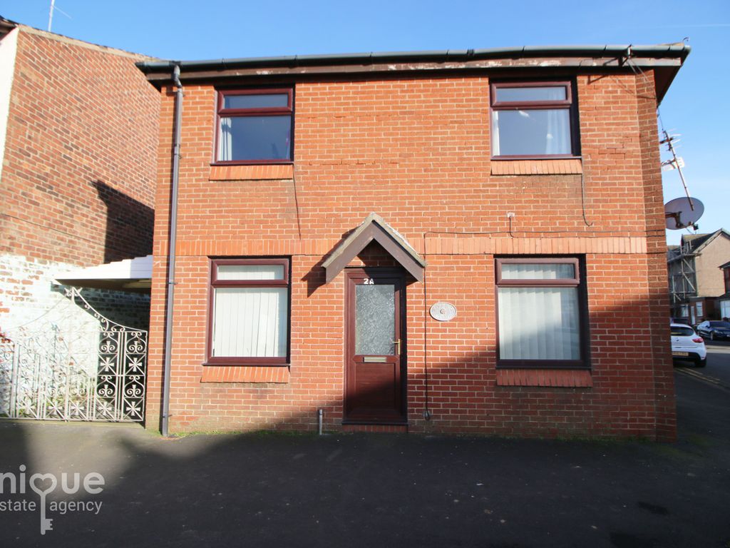 2 bed terraced house for sale in Lower Lune Street, Fleetwood FY7, £89,950