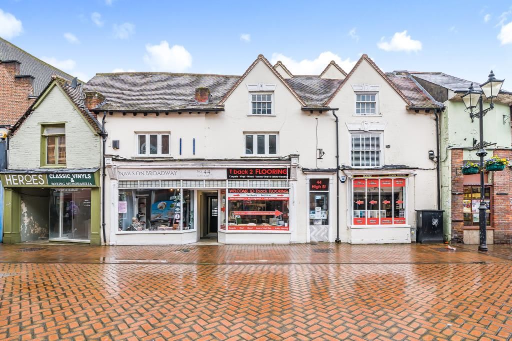 3 bed flat for sale in Chesham, Buckinghamshire HP5, £280,000