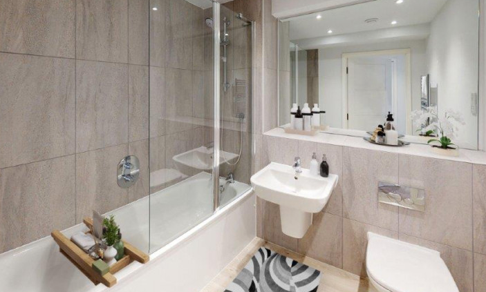 1 bed flat for sale in Windmill Street, Manchester M2, £280,995