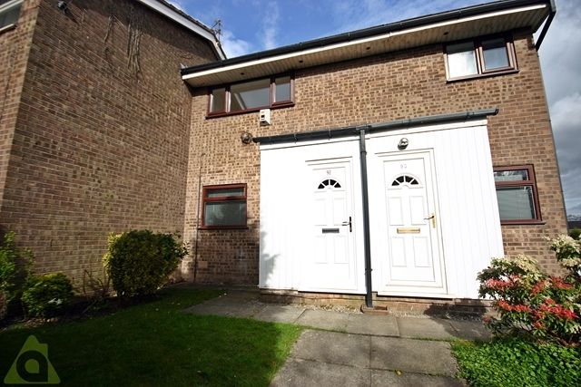 2 bed flat for sale in Drake Hall, Westhoughton BL5, £115,000