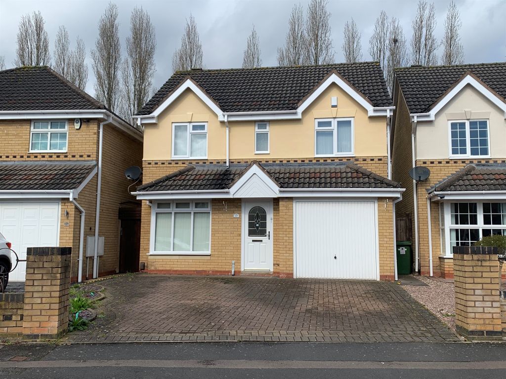 4 bed detached house for sale in Constantine Way, Bilston WV14, £264,950
