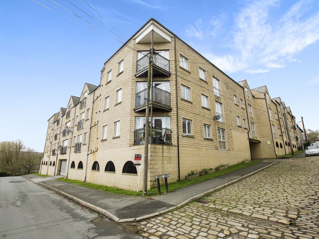 2 bed flat for sale in West View, Boothtown, Halifax, West Yorkshire HX3, £90,000