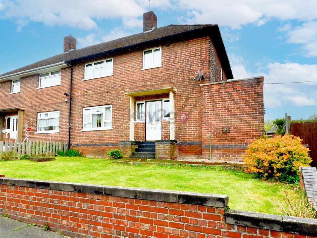 3 bed semi-detached house for sale in Greenwood Road, Sheffield S9, £170,000