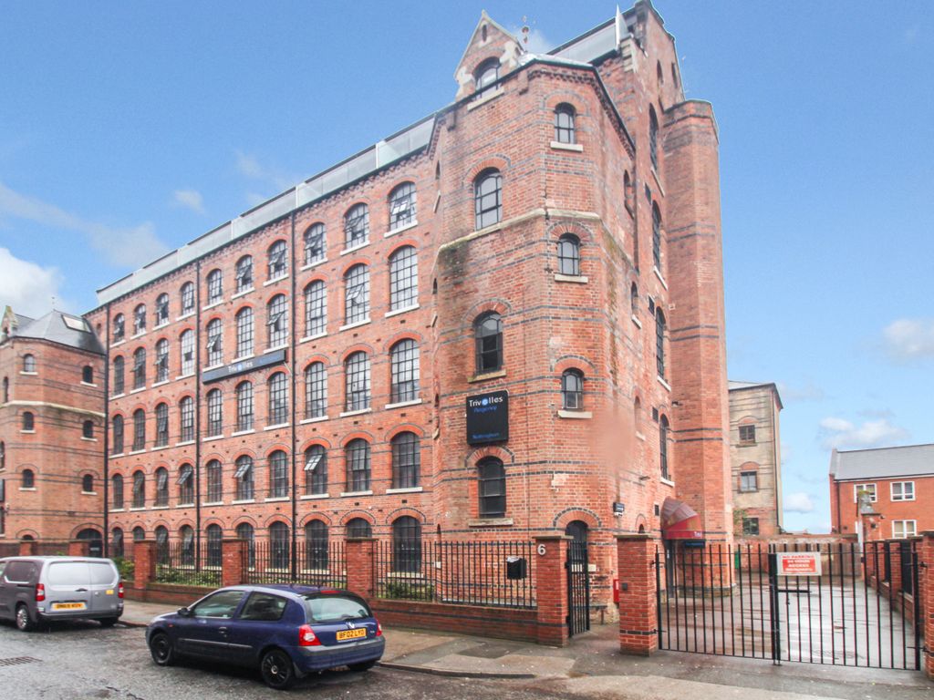 1 bed flat for sale in Russell Street, Nottingham NG7, £80,000