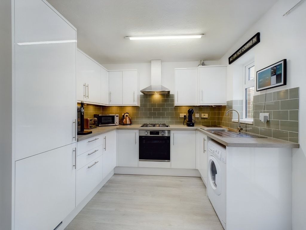 2 bed semi-detached house for sale in Elizabeth Close, Attleborough NR17, £220,000