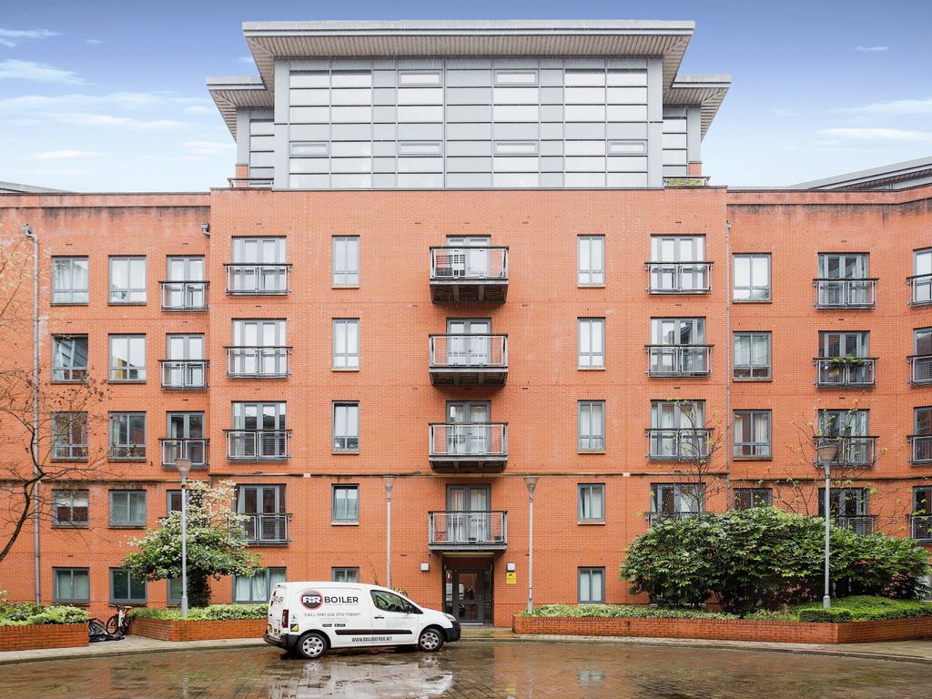 2 bed flat for sale in 64 Ellesmere Street, Manchester M15, £150,000