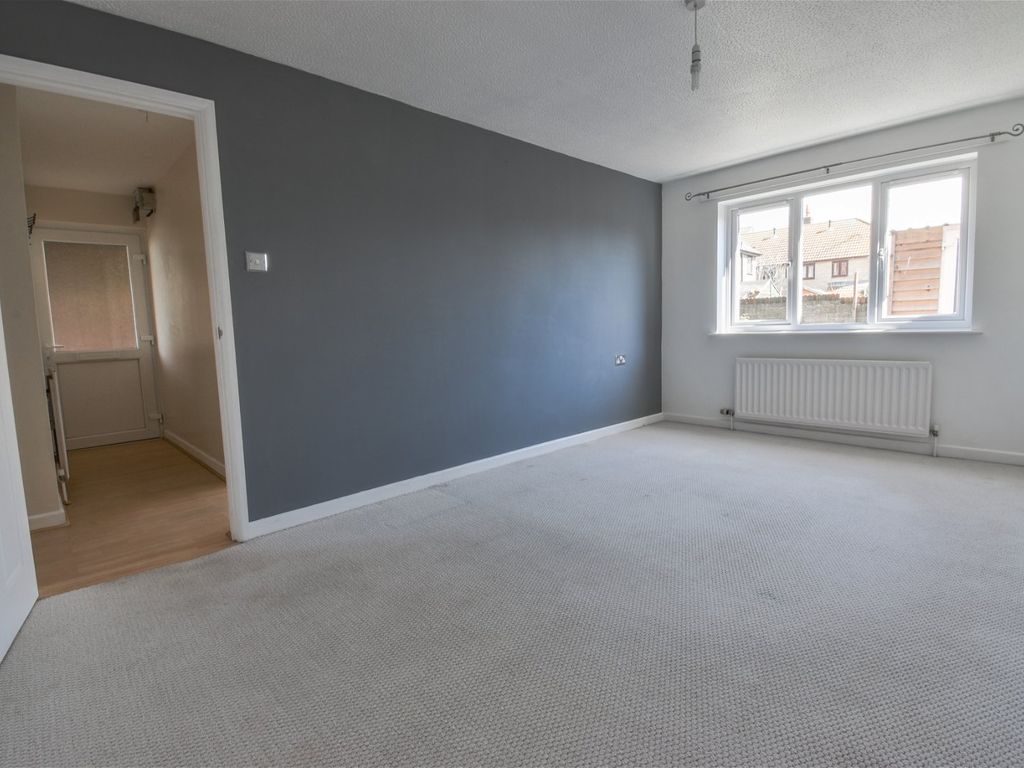2 bed flat for sale in North Hill Close, Burton Bradstock, Bridport DT6, £187,200