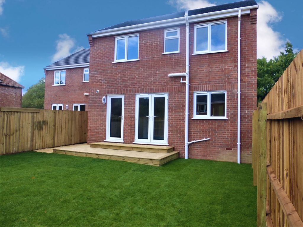 3 bed detached house for sale in Eye Road, Peterborough PE1, £260,000