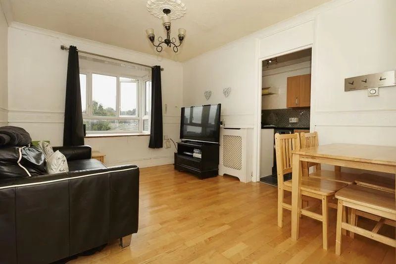 1 bed flat for sale in Erwood Road, London SE7, £240,000