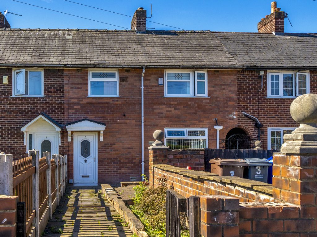 3 bed terraced house for sale in Acton Avenue, Manchester M40, £189,950