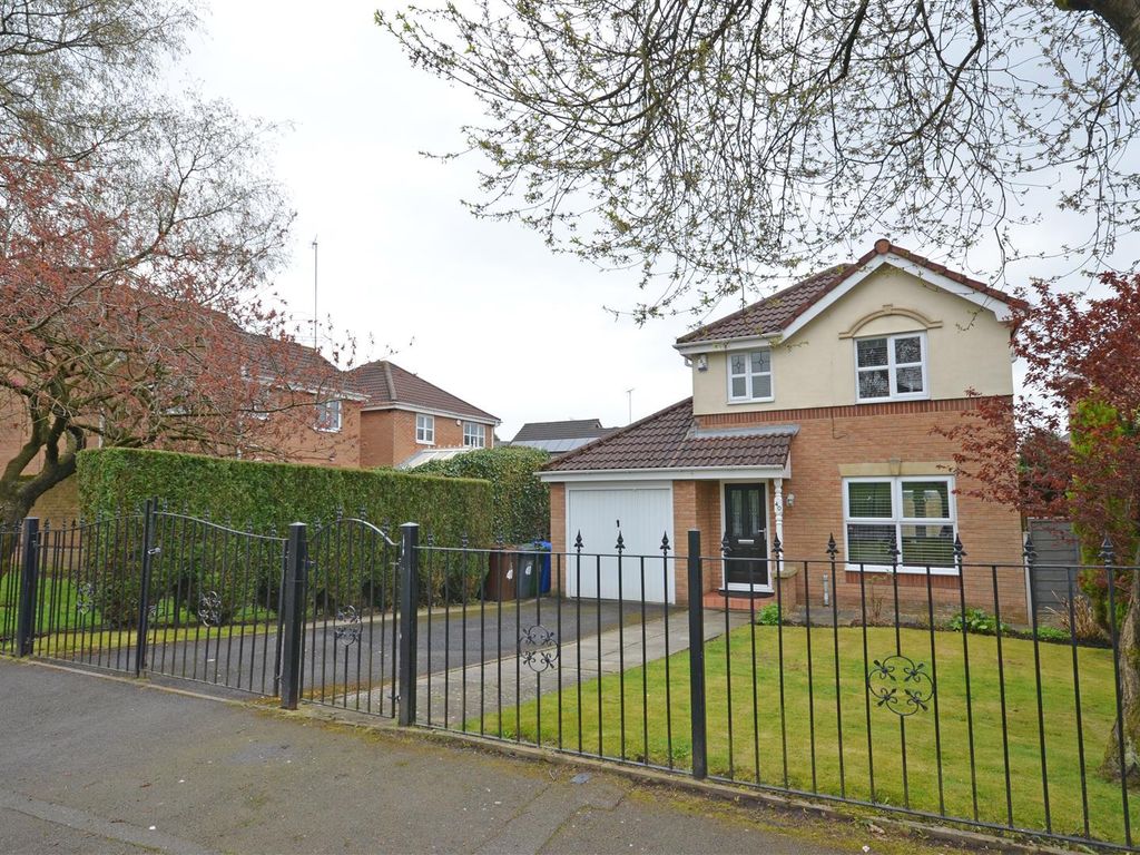 3 bed detached house for sale in Alderley Street, Ashton-Under-Lyne OL6, £325,000