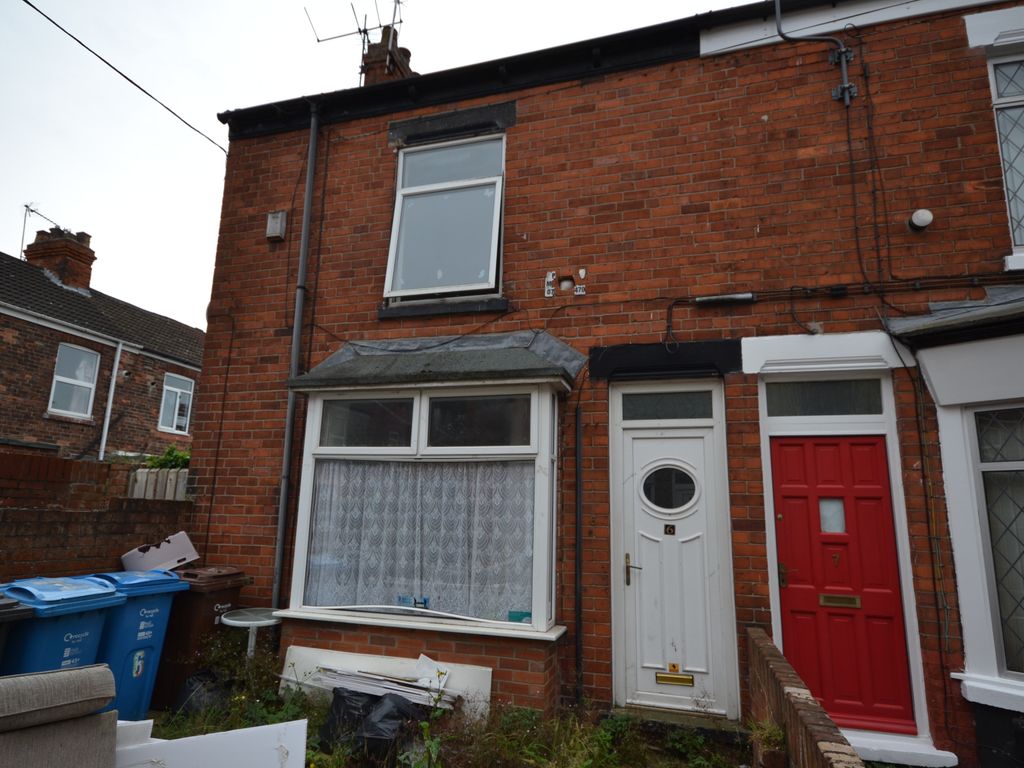 2 bed terraced house for sale in Brecon Avenue, Brecon Street, Hull HU8, £60,000