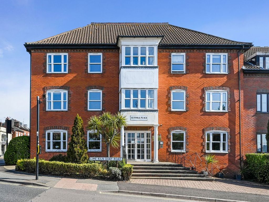 1 bed flat for sale in Suffolk Place, Woodbridge IP12, £130,000