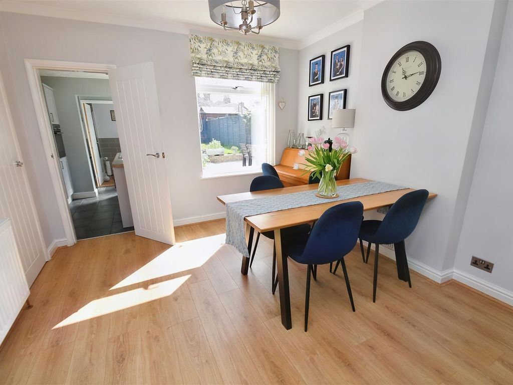 3 bed semi-detached house for sale in Newton Road, Ipswich IP3, £239,995