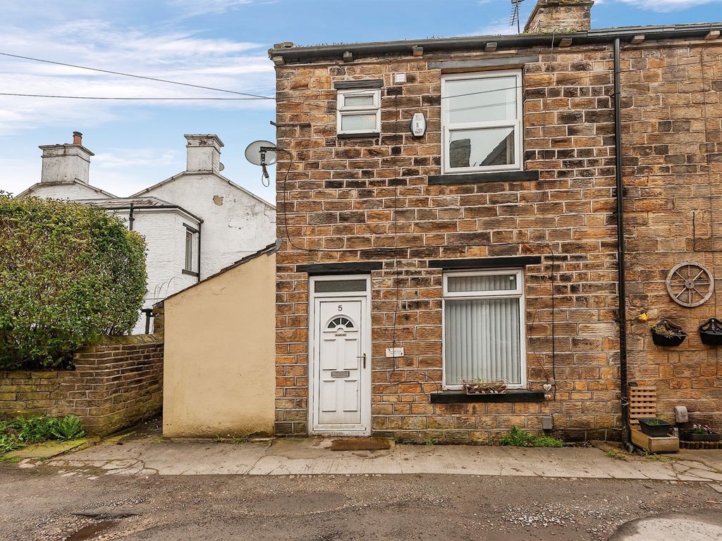 1 bed semi-detached house for sale in Albert Street, Bradford BD6, £70,000