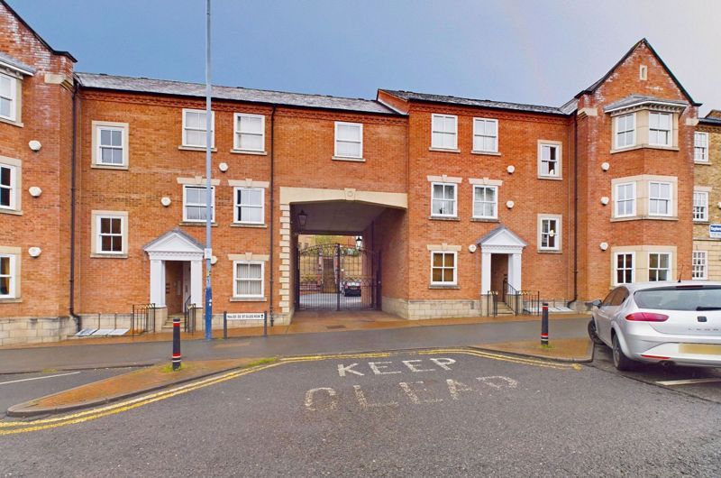 2 bed flat for sale in St. Giles Row, Lower High Street, Stourbridge DY8, £165,000