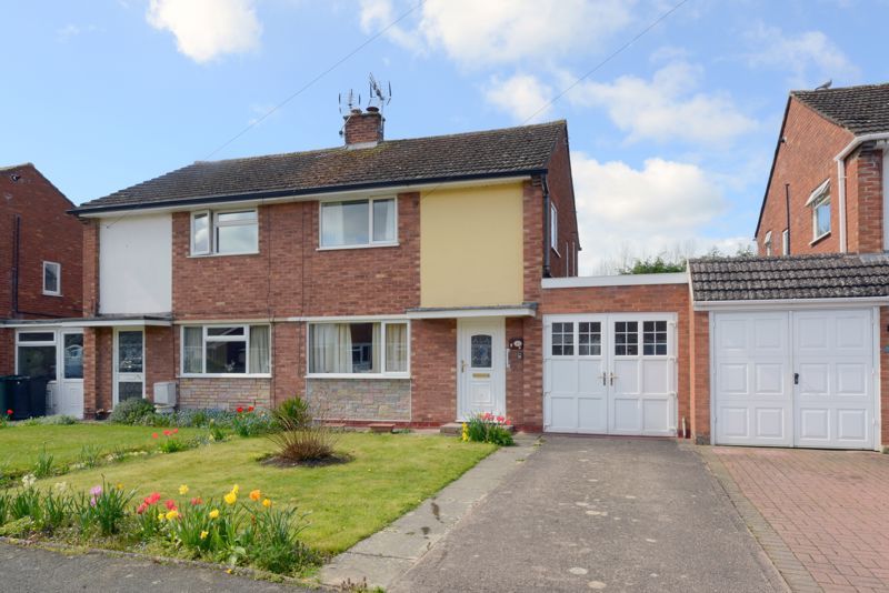 3 bed semi-detached house for sale in Well Meadow, Bridgnorth WV15, £255,000
