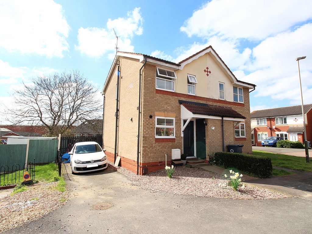 2 bed semi-detached house for sale in Grimston Close, Leicester LE4, £210,000