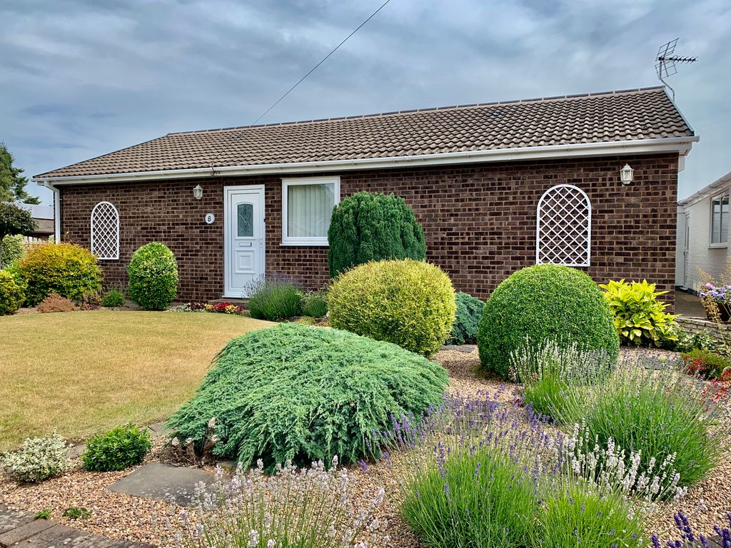 3 bed detached bungalow for sale in Woodford Road, Barnby Dun, Doncaster DN3, £225,000