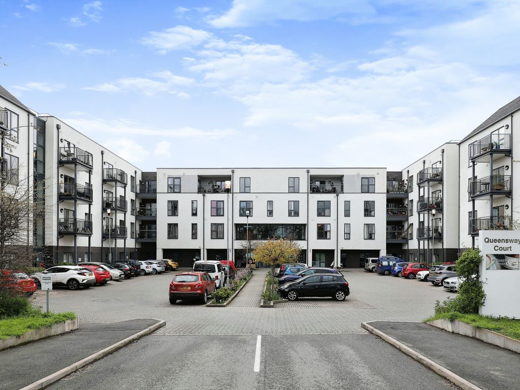 1 bed property for sale in Queensway, Leamington Spa CV31, £187,500