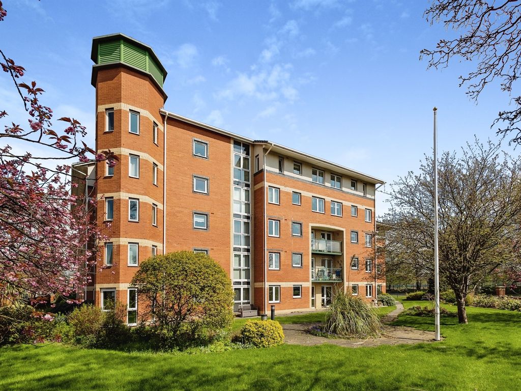 2 bed flat for sale in Constantine Court, Middlesbrough TS1, £64,950
