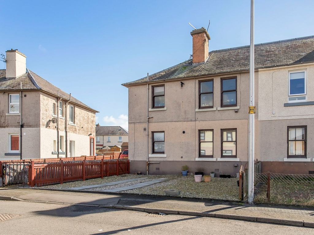 2 bed flat for sale in Gardiner Place, Newtongrange, Dalkeith EH22, £139,999