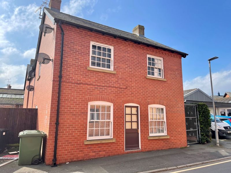 1 bed flat for sale in Catherine Court, Catherine Street, Hereford HR1, £99,950