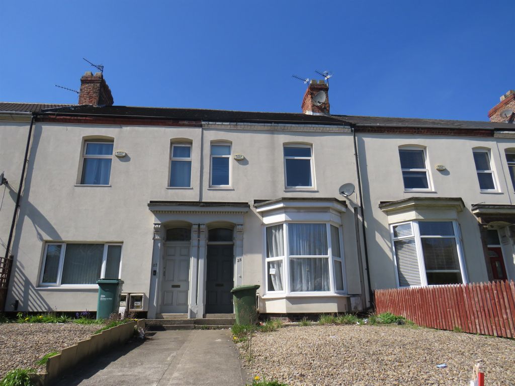 2 bed flat for sale in Durham Road, Stockton-On-Tees TS19, £60,000