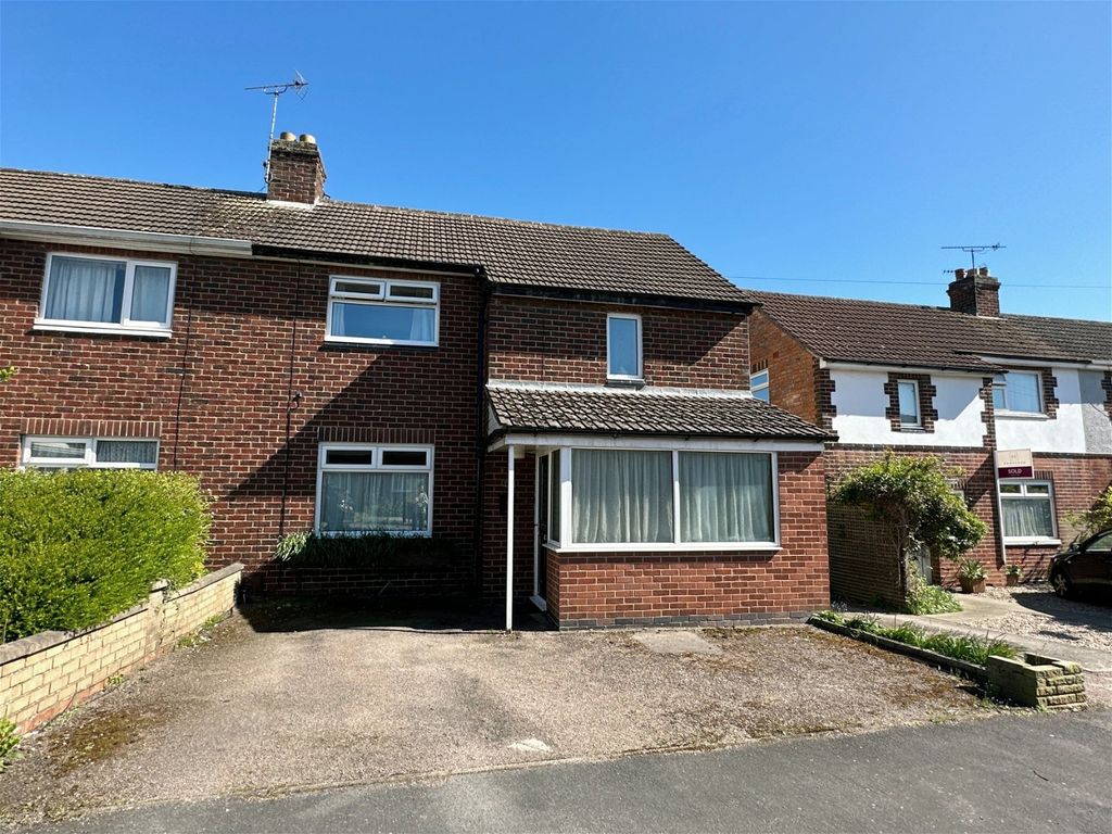 3 bed semi-detached house for sale in Dunstall Avenue, Leicester LE3, £240,000