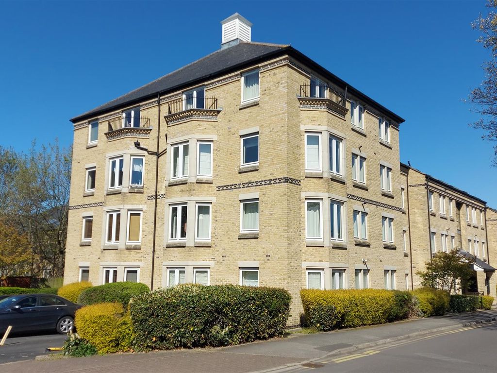 1 bed flat for sale in Olympian Court, York YO10, £175,000