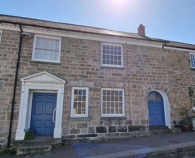 2 bed cottage for sale in The Terrace, Penryn TR10, £175,000