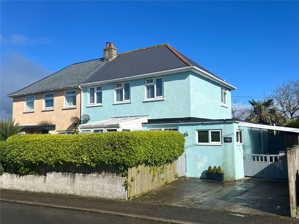 3 bed detached house for sale in Langurtho Road, Fowey, Cornwall PL23, £315,000